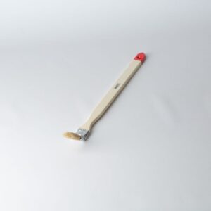 Кисть радиаторная 25 мм, натуральная щетина, дерев. ручка Мастер Marta