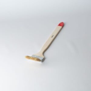 Кисть радиаторная 65 мм, натуральная щетина, дерев. ручка Мастер Marta